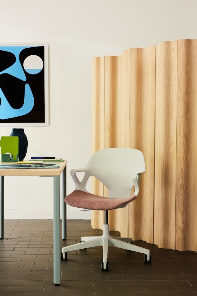 Eames Molded Plywood Folding Screen - Image 2