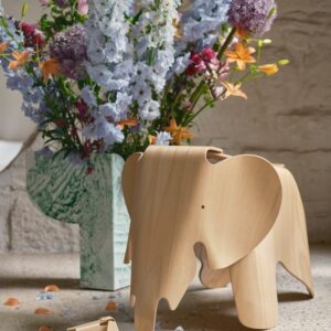 5920499000794615542 Eames Elephant