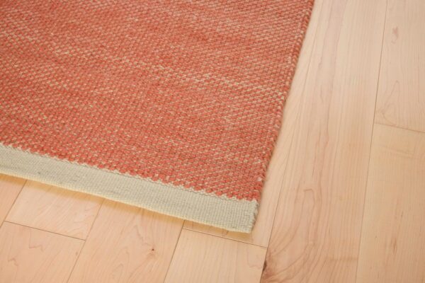 5920499000794615574 Maharam Channel Rug