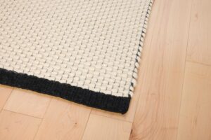 5920499000794615582 Isle Rug