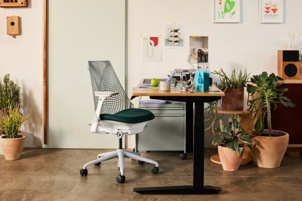 Sayl Chair