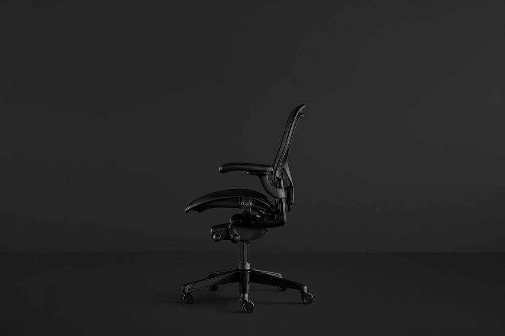 Aeron Gaming Chair - Image 3