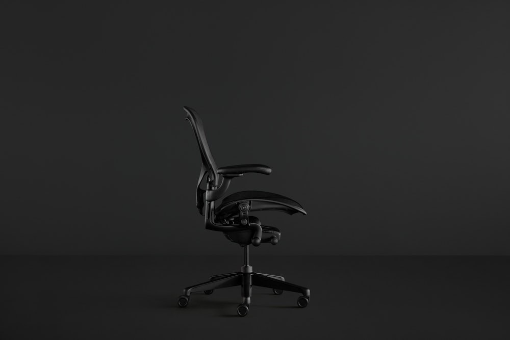 Aeron Gaming Chair - Image 4