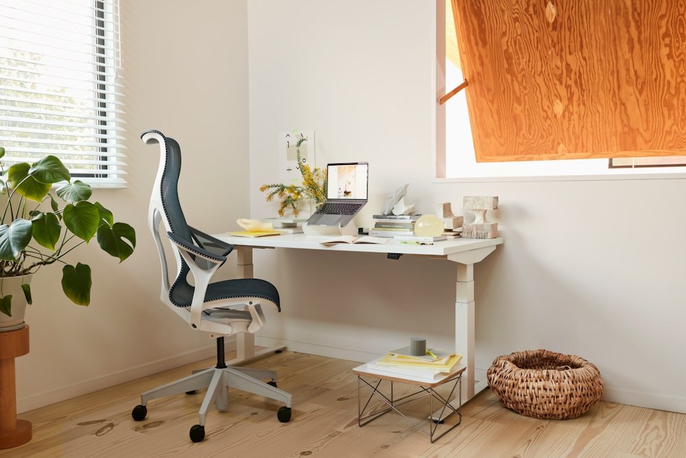 Cosm High Back Chair - Image 18