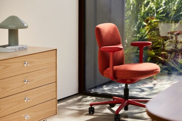 photo_5879636437127335189_y Asari Chair by Herman Miller, Mid Back