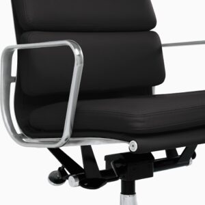 Eames Soft Pad Management Chair