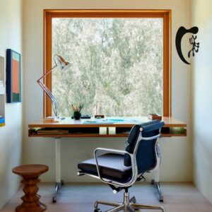 Eames Soft Pad Management Chair
