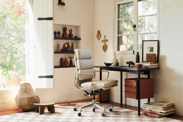 Eames Soft Pad Executive Chair