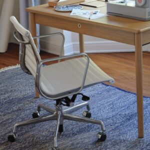 Eames Aluminum Group Chair, Executive