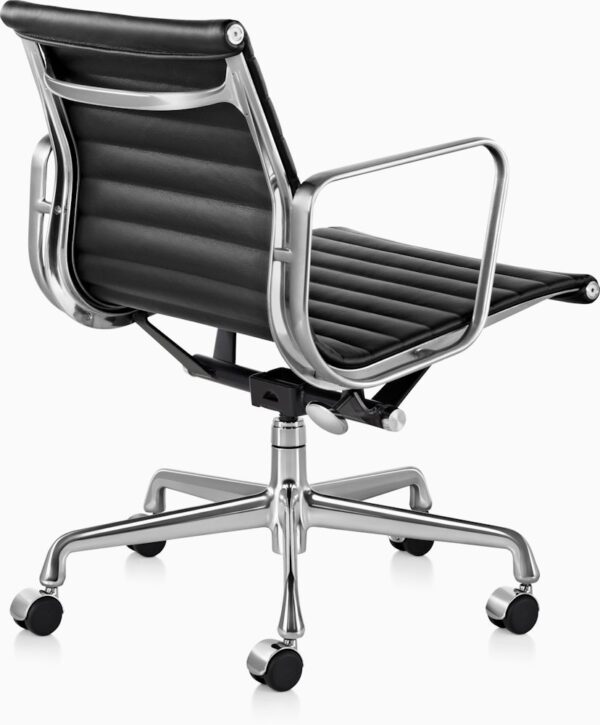 Eames Aluminum Group Chair, Executive