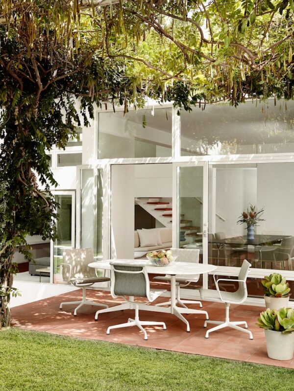 Eames Aluminum Side Chair - Outdoor