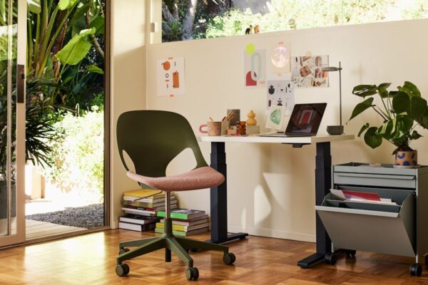 Motia Sit-to-Stand Desk, 29" x 46"