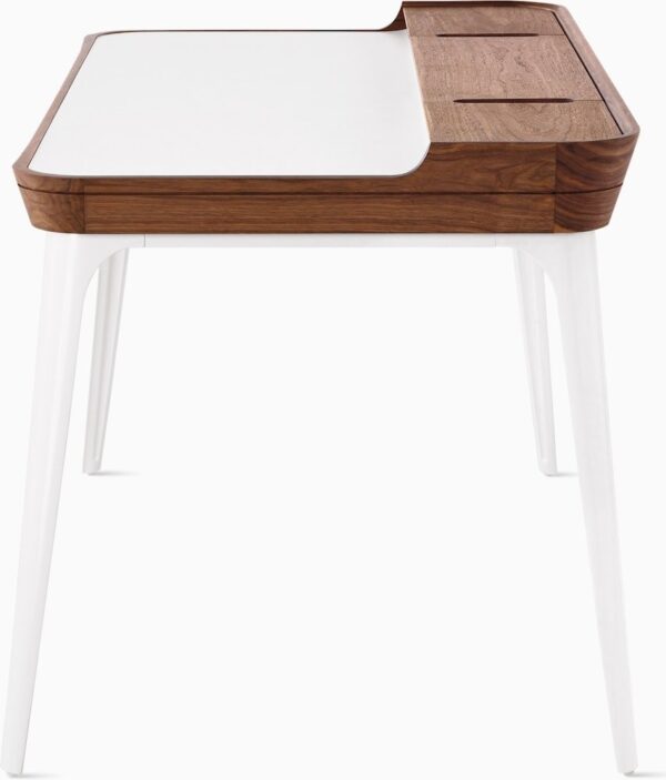 Airia Desk