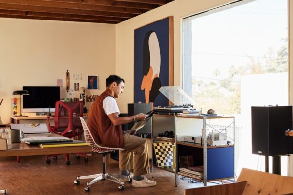 Eames Storage Unit, 4x2