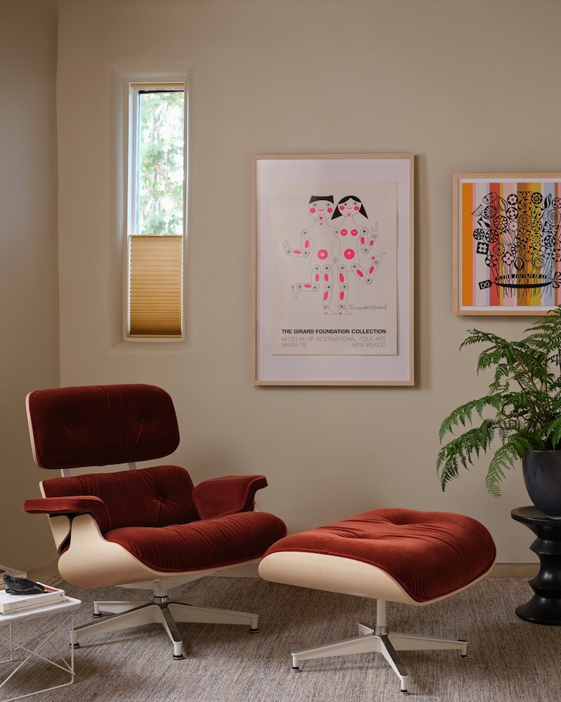 Eames Lounge Chair and Ottoman - Image 14