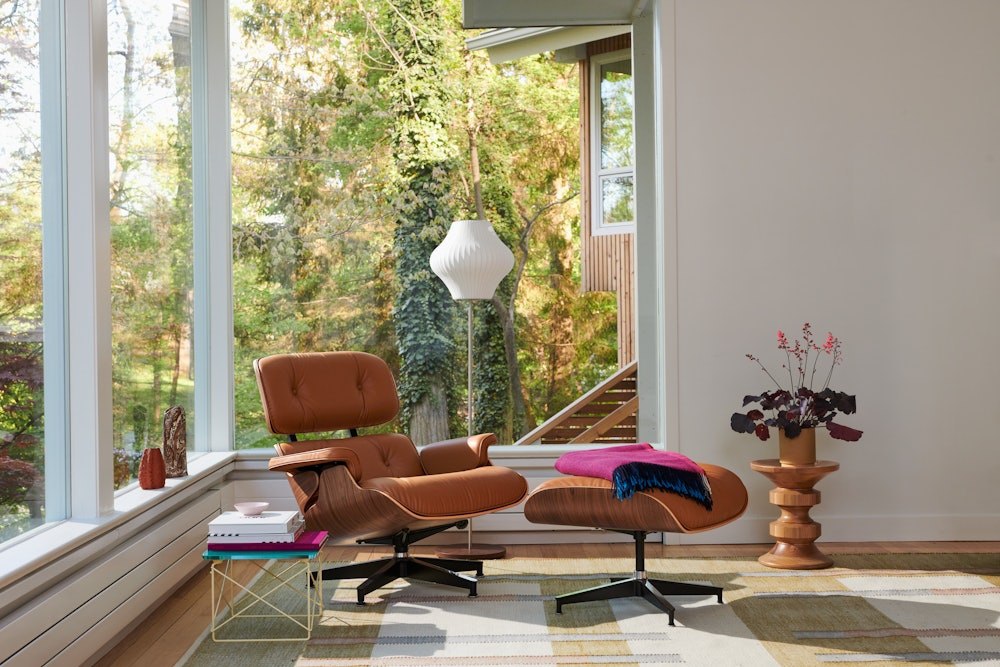 Eames Lounge Chair and Ottoman - Image 13