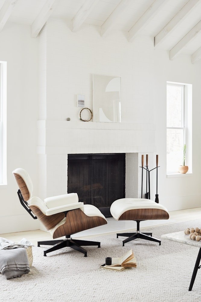 Eames Lounge Chair and Ottoman - Image 17