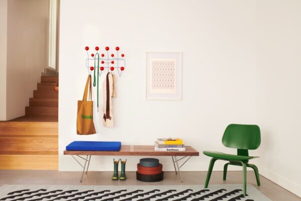 Nelson Platform Bench, Wood Base