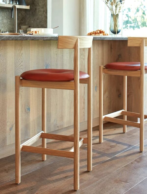 Comma Stool, Bar Height