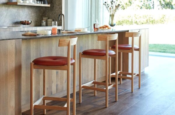 Comma Stool, Bar Height